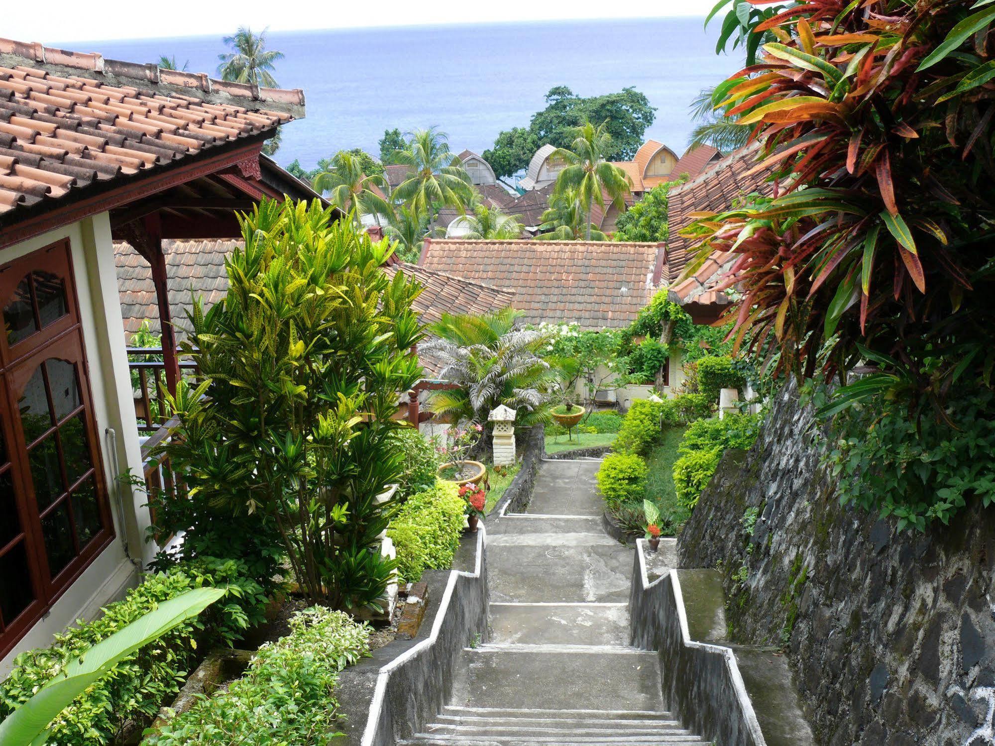Hotel Puri Bunga Senggigi