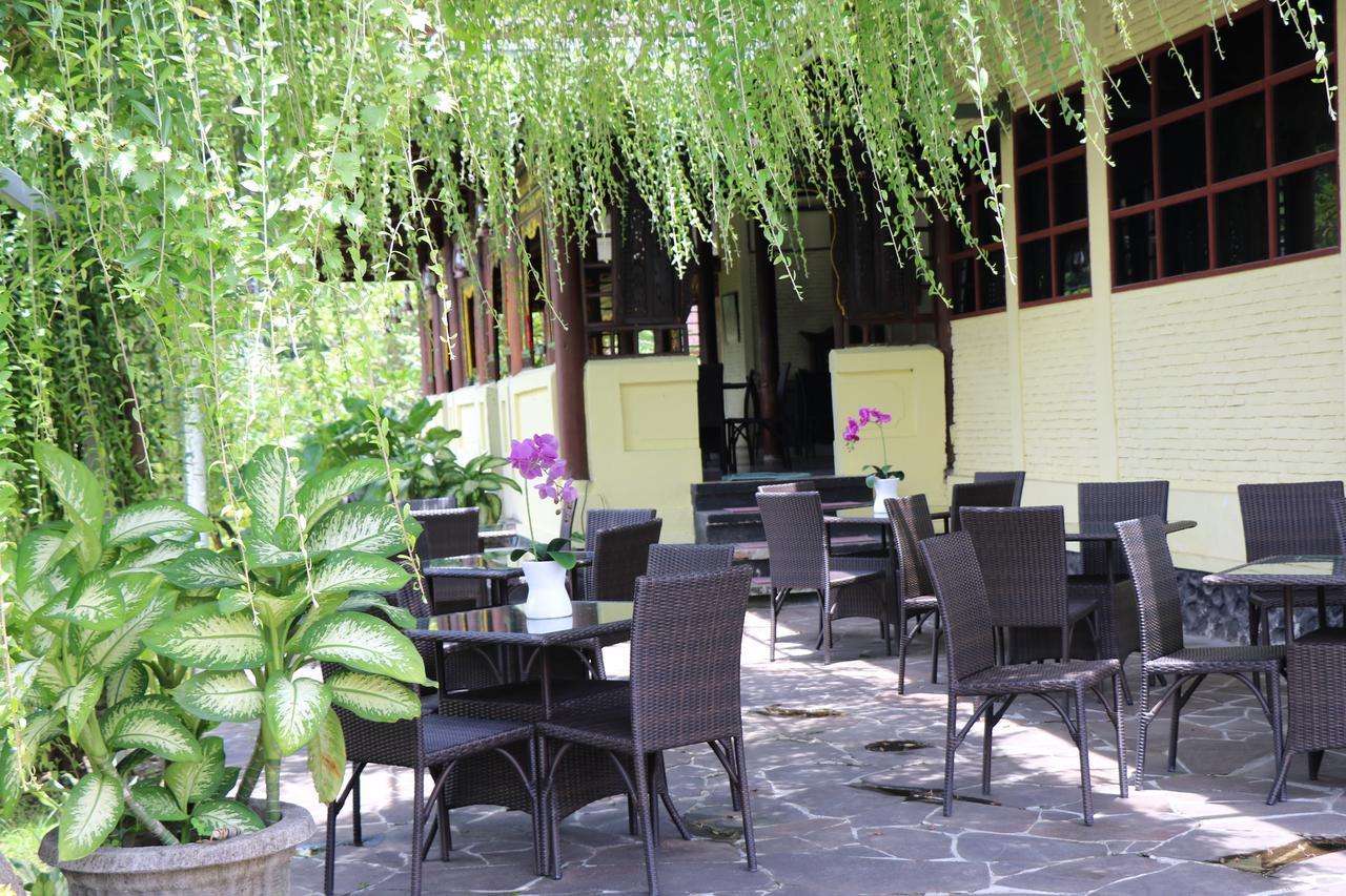 Hotel Puri Bunga Senggigi